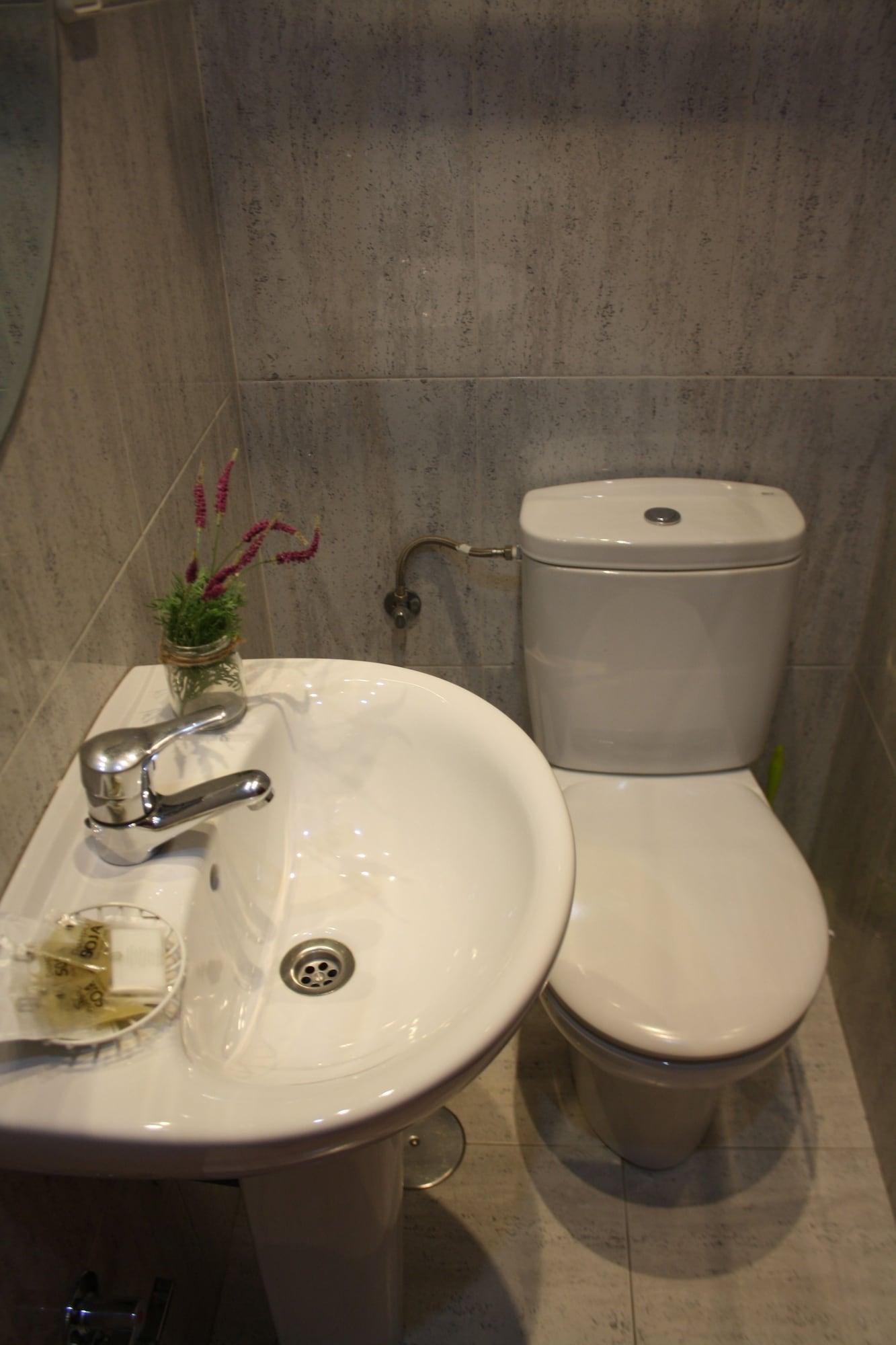 马德里 洛菲尔旅馆酒店 外观 照片